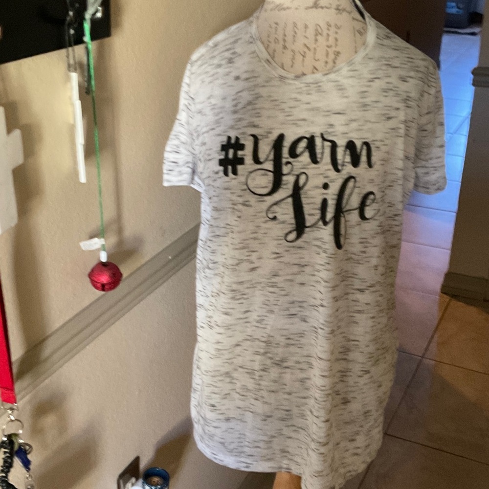 Yarn Life Women's Short Sleeve Tee - White